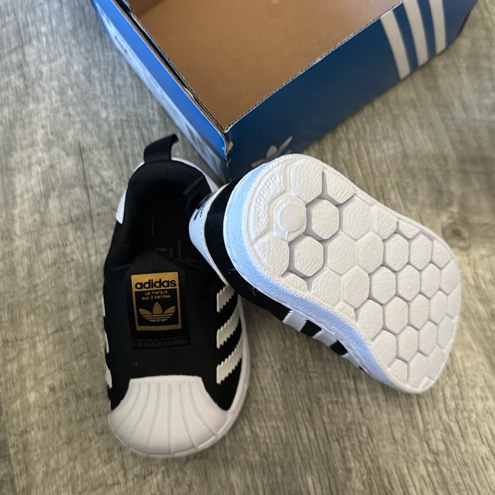 Adidas Superstar 360 Unisex Shoes sz 4k NIB. Sold out everywhere